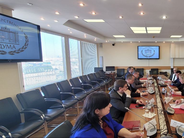 11 марта 2022 г. в Государственной Думе прошло заседание Комиссии по вопросам соблюдения законодательства и парламентскому контролю Комитета Госдумы по вопросам семьи, женщин и детей.