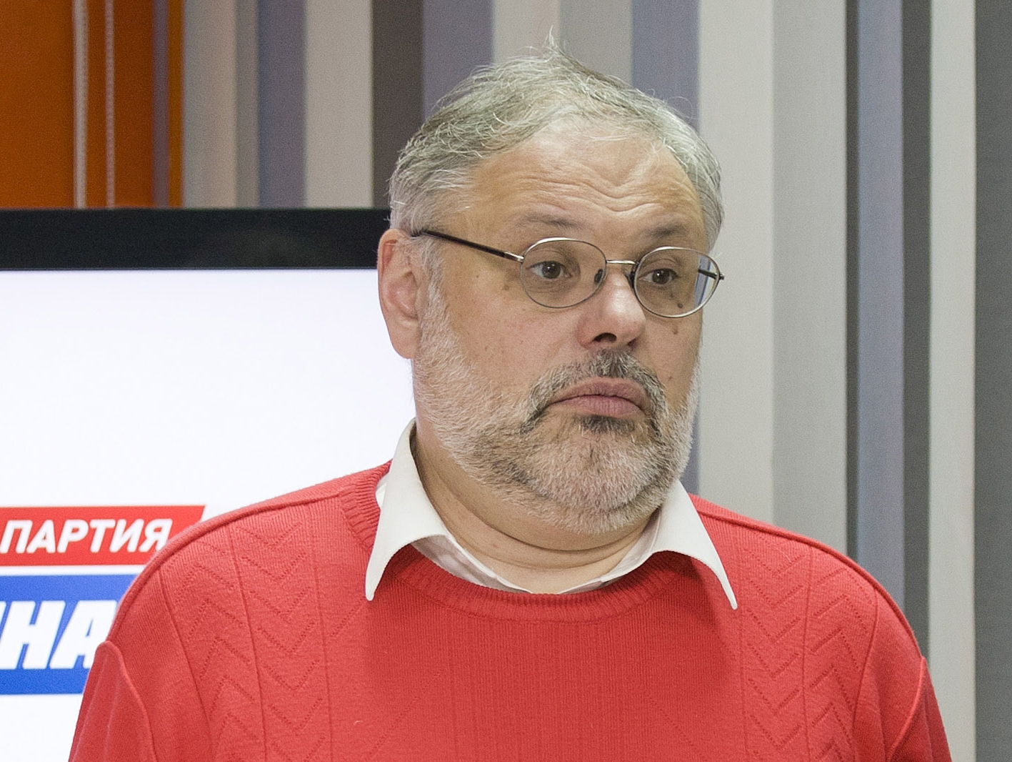 Хазин рассказал, что на самом деле означает уход стоимости нефти в минусовое значение