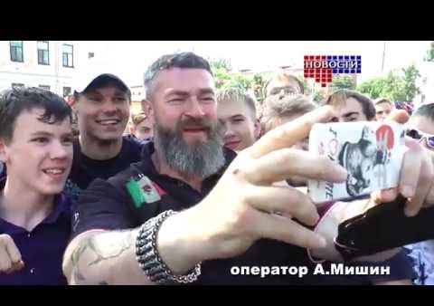 Журавлев и Бадюк открыли новую спортплощадку в Воронежской области, (ТНТ Борисоглебск, 26.06.2016)