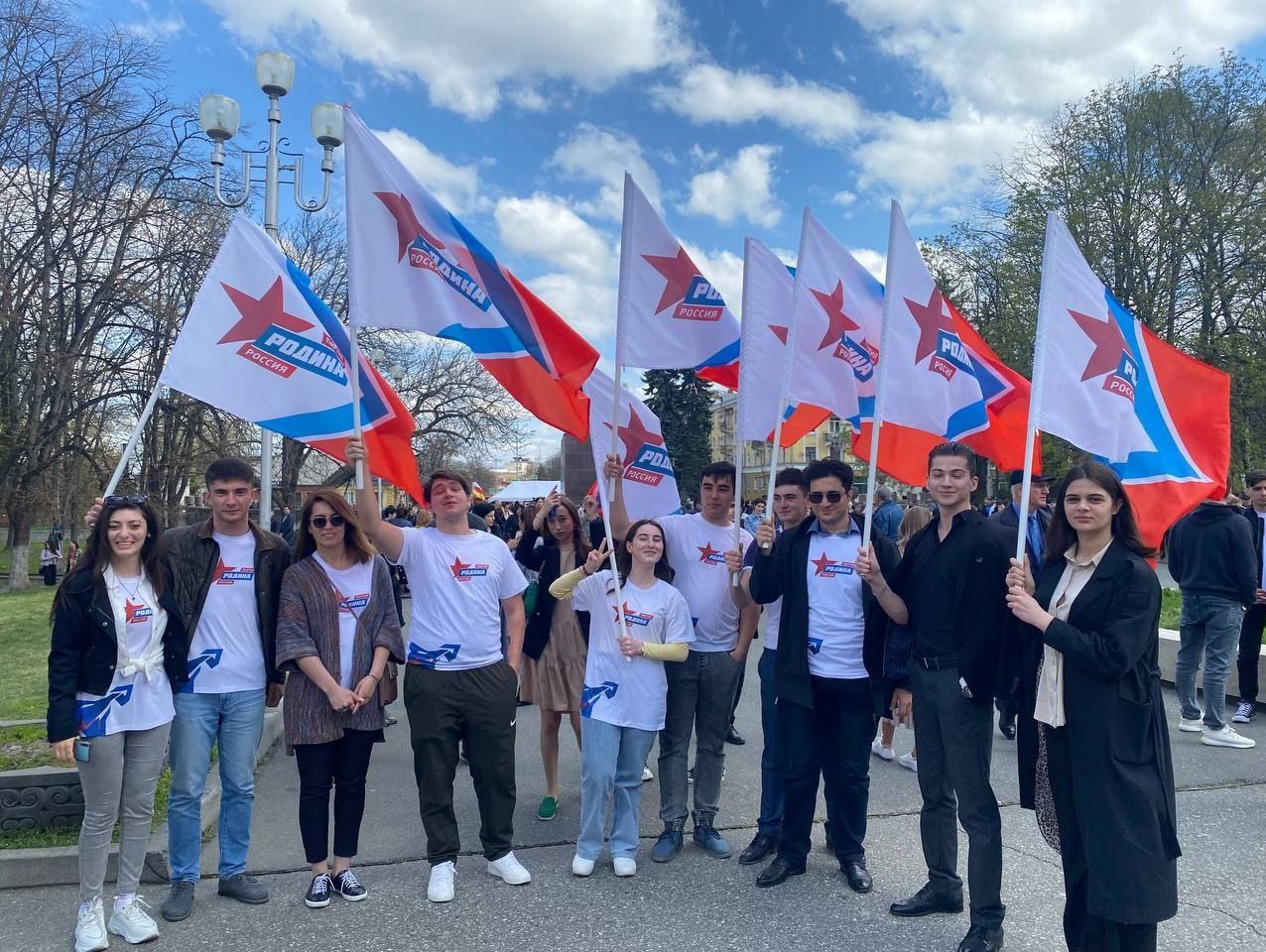 Осетинская "РОДИНА" приняла участие в патриотической акции "Za мир - без нацизма"