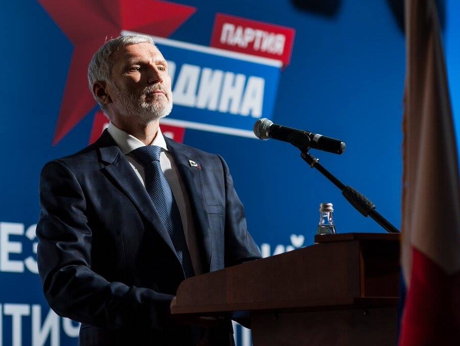 Журавлев: Больше всех зарабатывают те, кто добывает ресурсы и кто подсчитывает барыши