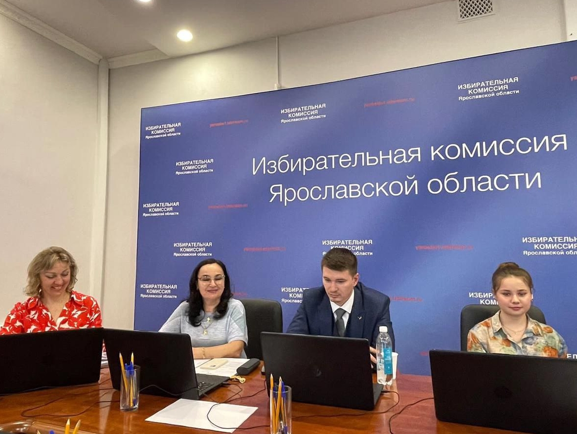 Лидер Ярославской "РОДИНЫ" принял участие в заседании избиркома