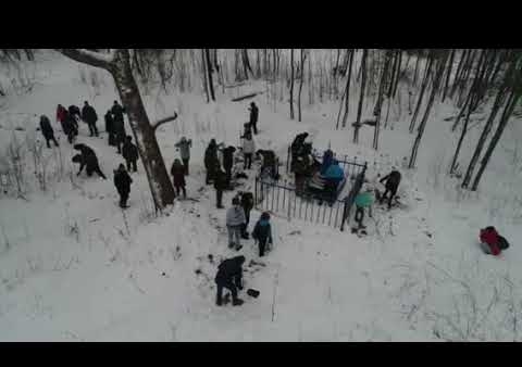 Ярославские партийцы почтили память российских и советских воинов