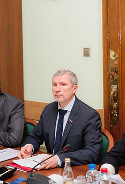 Круглый стол в Госдуме "Правоприменительная практика миграционного законодательства в Российской Федерации: проблемы и перспективы развития", 20 мая 2013 года