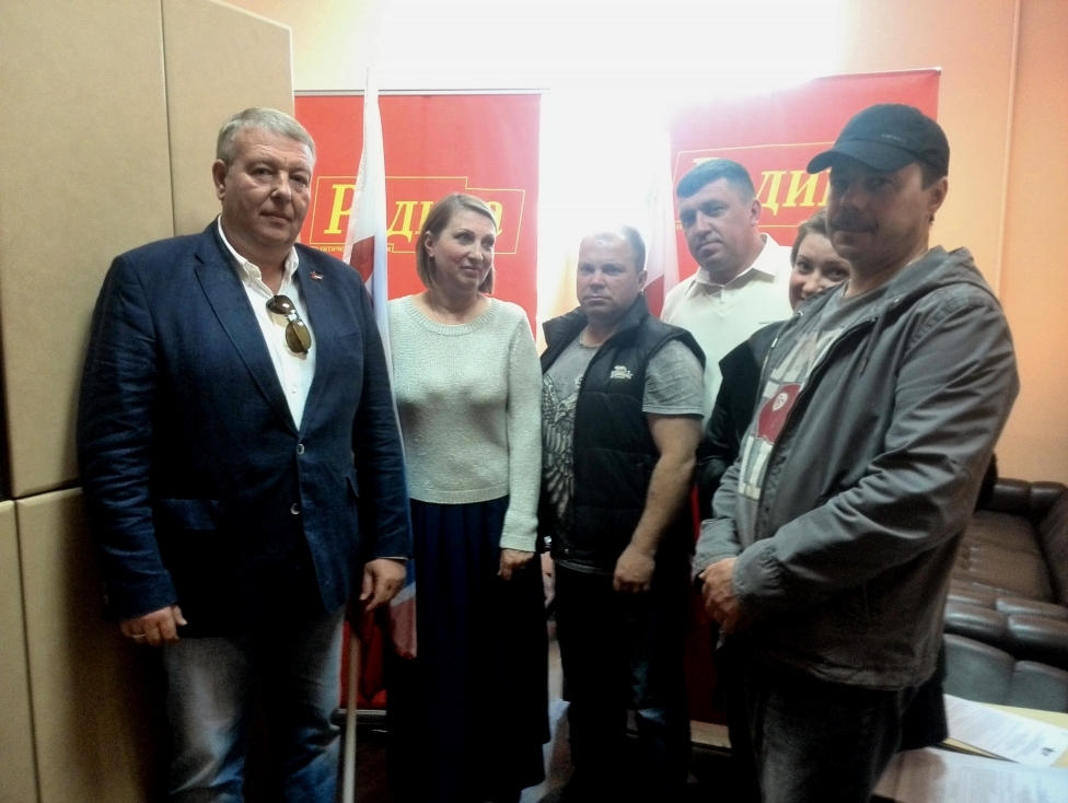 Евгений Хаванов посетил заседание местного отделения партии в Тихвинском районе