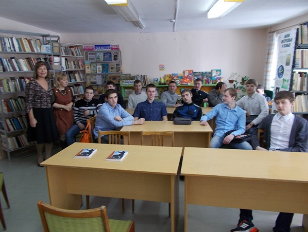Автор "Танкограда" провёл творческую встречу с молодёжью Челябинска