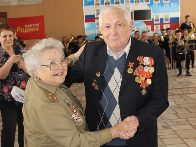 Омские партийцы подвели итоги конкурса "Летопись героев Омской области"