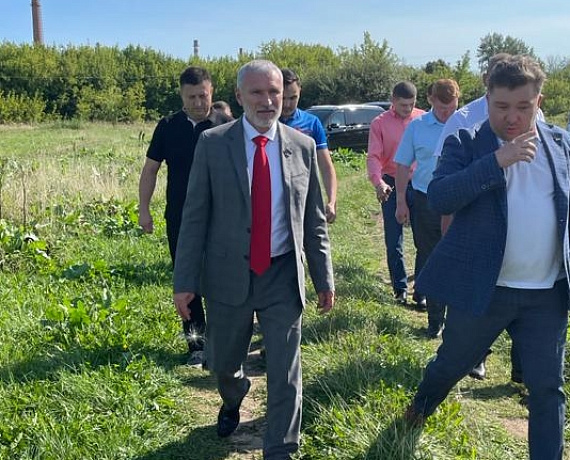 Журавлев посетил в Удмуртии реку, грозящую экологическим бедствием