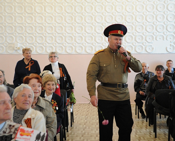 Севастопольские родинцы поздравили ветеранов с праздником Победы