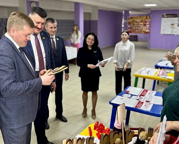 Михайлов открыл форум "Чувашская Республика – пространство возможностей"