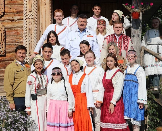 Владимир Михайлов принял участие в торжественном закрытии летнего трудового сезона студенческих отрядов Чувашии