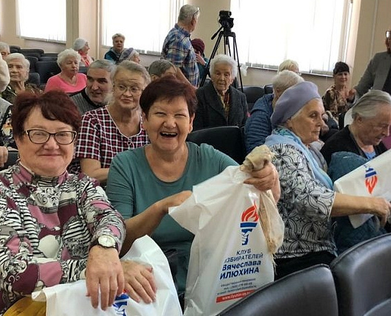 Клуб избирателей Вячеслава чествует ветеранов Новосибирска
