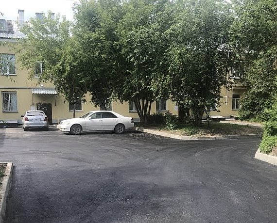Завершены работы по благоустройству двора в рамках исполнения наказа, полученного Вячеславом Илюхиным