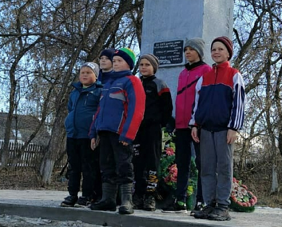 Кировские родинцы чтят память героев конкретными делами