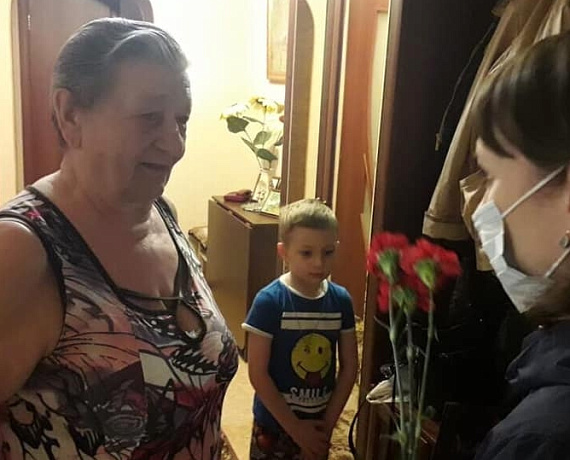 Тамбовские соратники поздравили ветеранов с приближающимся праздником