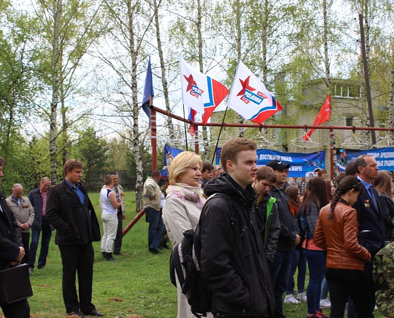 Нижегородские партийцы приняли участие в акции "Встреча поколений патриотов России"