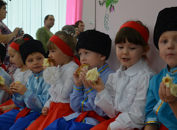 «РОДИНА» ПОБЫВАЛА В ГОСТЯХ У САМЫХ ЮНЫХ КАЗАКОВ ОРЕНБУРЖЬЯ