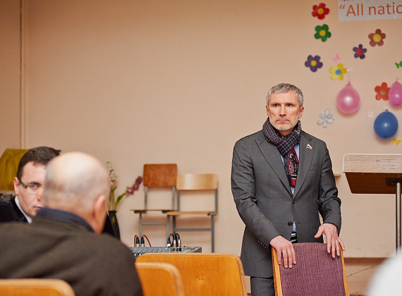 Алексей Журавлев и делегация "РОДИНЫ" в Севастополе, 26 февраля 2014 г.