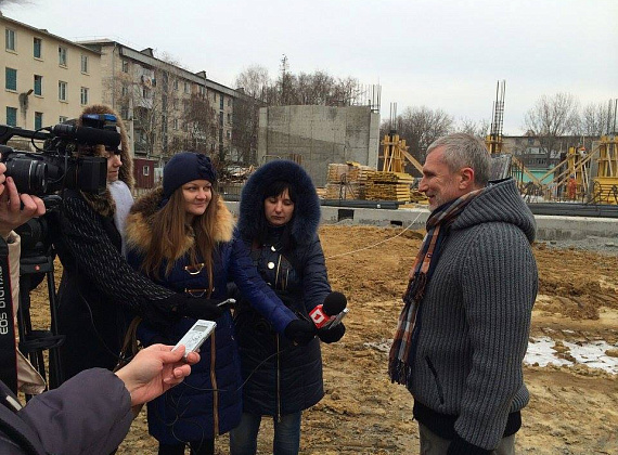 Алексей Журавлёв осмотрел стройплощадки соцобъектов в ПМР, 02.12.2014