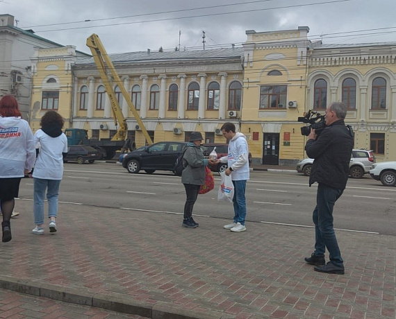 Алексей Журавлев поздравил тамбовчан с наступающим праздником Светлой Пасхи