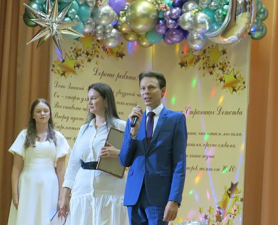 В Подмосковье кандидаты в депутаты от "РОДИНЫ" открыли учебный год