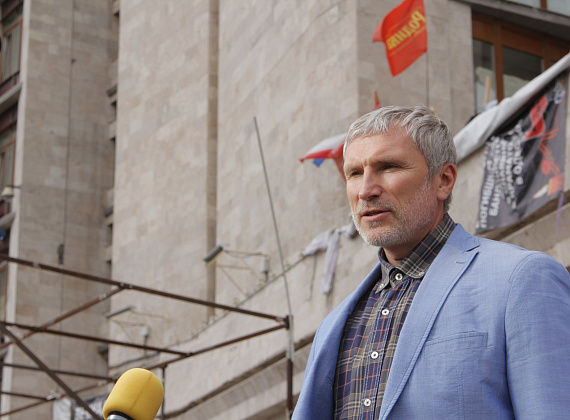 Алексей Журавлёв в Донецке: пресс-конференция, общение с прессой, интервью (часть 1), 12 июня 2014 г.