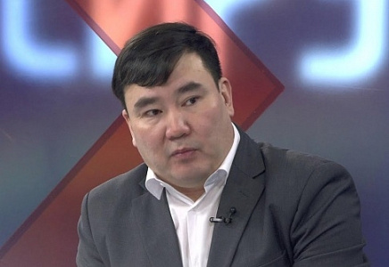 АЛЕКСЕЙ ЛАПТЕВ: В ЯКУТИИ БУДЕМ РЕШАТЬ ВОПРОСЫ ЗДРАВООХРАНЕНИЯ, ЭЛЕКТРИФИКАЦИИ ОТДАЛЕННЫХ ПОСЕЛКОВ И ДОРОГ