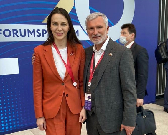 Лидер "РОДИНЫ" принимает участие в работе ПМЭФ-2021
