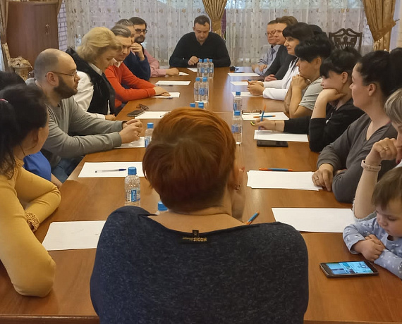 Подмосковная "РОДИНА" оказывает разностороннюю помощь беженцам Донбасса