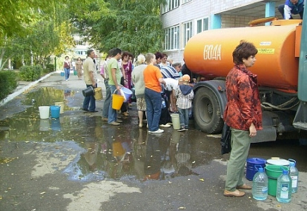 РЯЗАНСКАЯ "РОДИНА": ВОПРОС НЕОБЕСПЕЧЕНИЯ ЖИТЕЛЕЙ ВОДОЙ ПРИ АВАРИЙНЫХ РАБОТАХ ДОЛЖЕН ЗАИНТЕРЕСОВАТЬ ПРОКУРАТУРУ