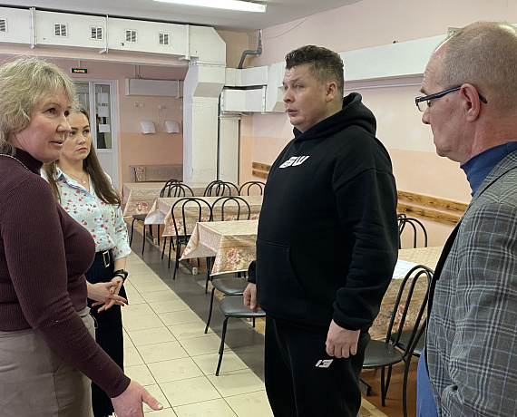 Федор Лугинин принял участие в открытом уроке для учащихся сельской школы