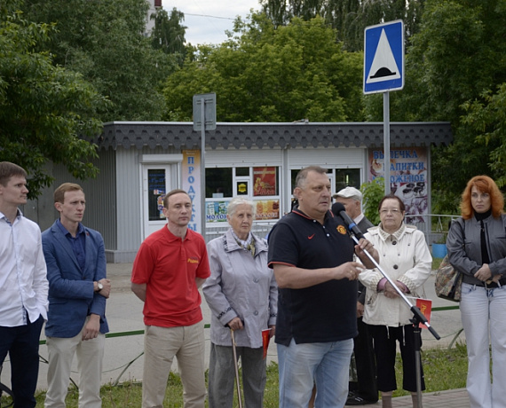 Ульяновские партийцы организовали народный сход против роста тарифов ЖКХ