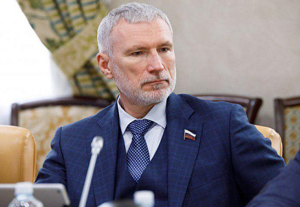 Журавлев: Правительству надо прислушаться к мнению Минстроя, а не ЦБ
