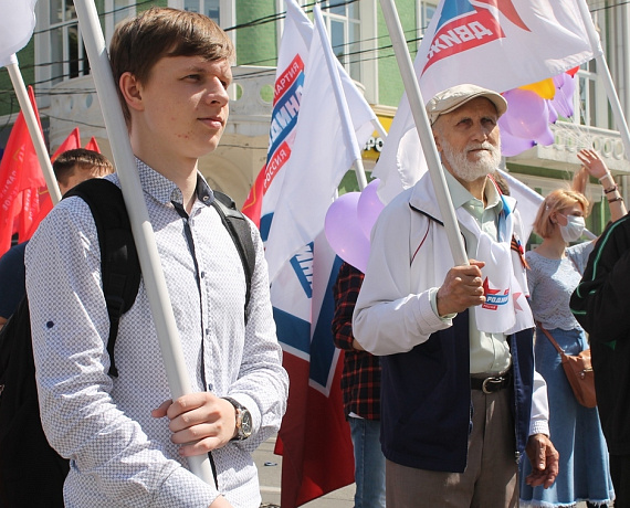 Партийцы отпраздновали Первомай в Краснодаре