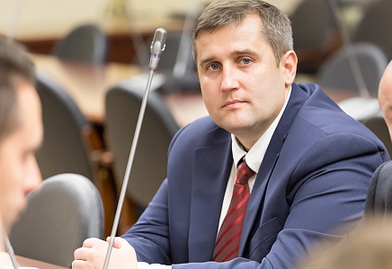 Рылеев: Армии бухгалтеров и охранников – следствия либеральной экономической политики
