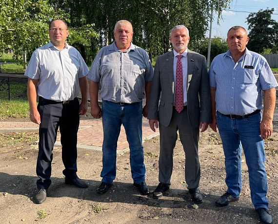 Журавлев побывал на предприятии-рекордсмене Никифоровского района