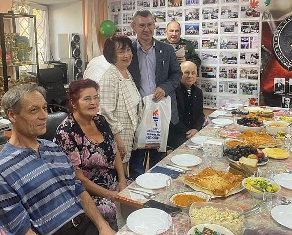 Клуб избирателей Вячеслава чествует ветеранов Новосибирска