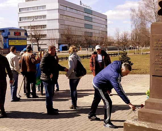 Ярославские родинцы провели субботник у Музея Боевой Славы