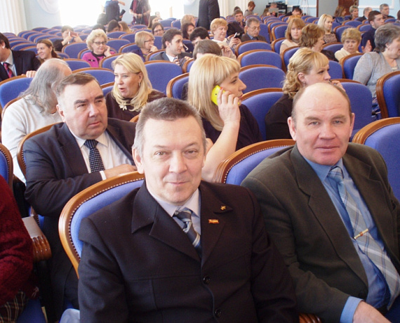 Партийцы приняли участие в заседании "За возрождение Урала"