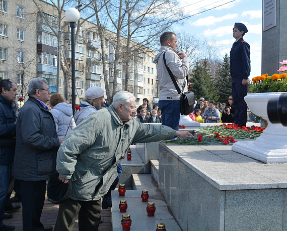 Ульяновская "РОДИНА" почтила память чернобыльцев