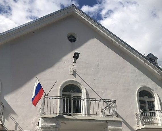Из депутатского фонда Вячеслава Илюхина выделили деньги на ремонт детского дома культуры