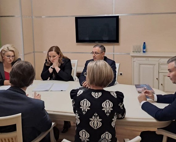 Делегация парткомиссий "РОДИНЫ" приняла участие в заседании в Оренбурге министров образования регионов