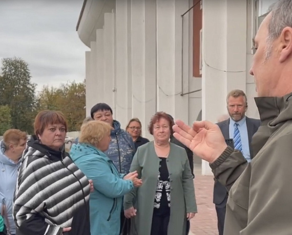 Алексей Журавлев с партийцами разберутся с кризисной ситуацией в Чехове