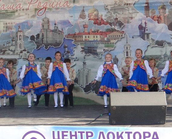 Праздничную акцию к Дню защиты детей организовала ивановская "РОДИНА"