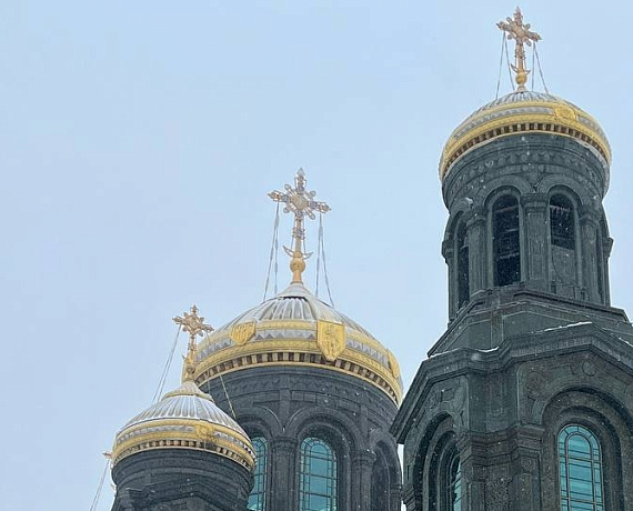 Алексей Журавлев посетил музейно-храмовый комплекс Вооруженных сил России