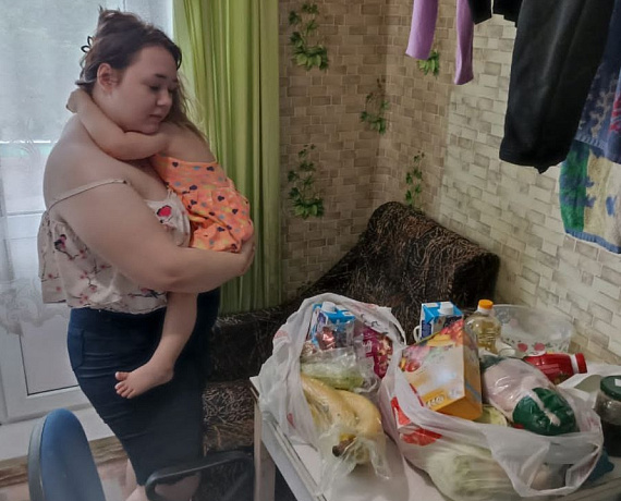 Раменское отделение партии в Подмосковье продолжает помогать малообеспеченным семьям