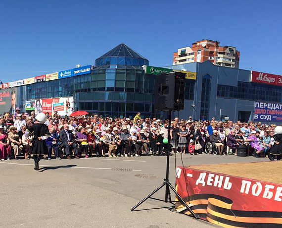 Партия "РОДИНА" порадовала псковичей концертом в честь Дня Победы
