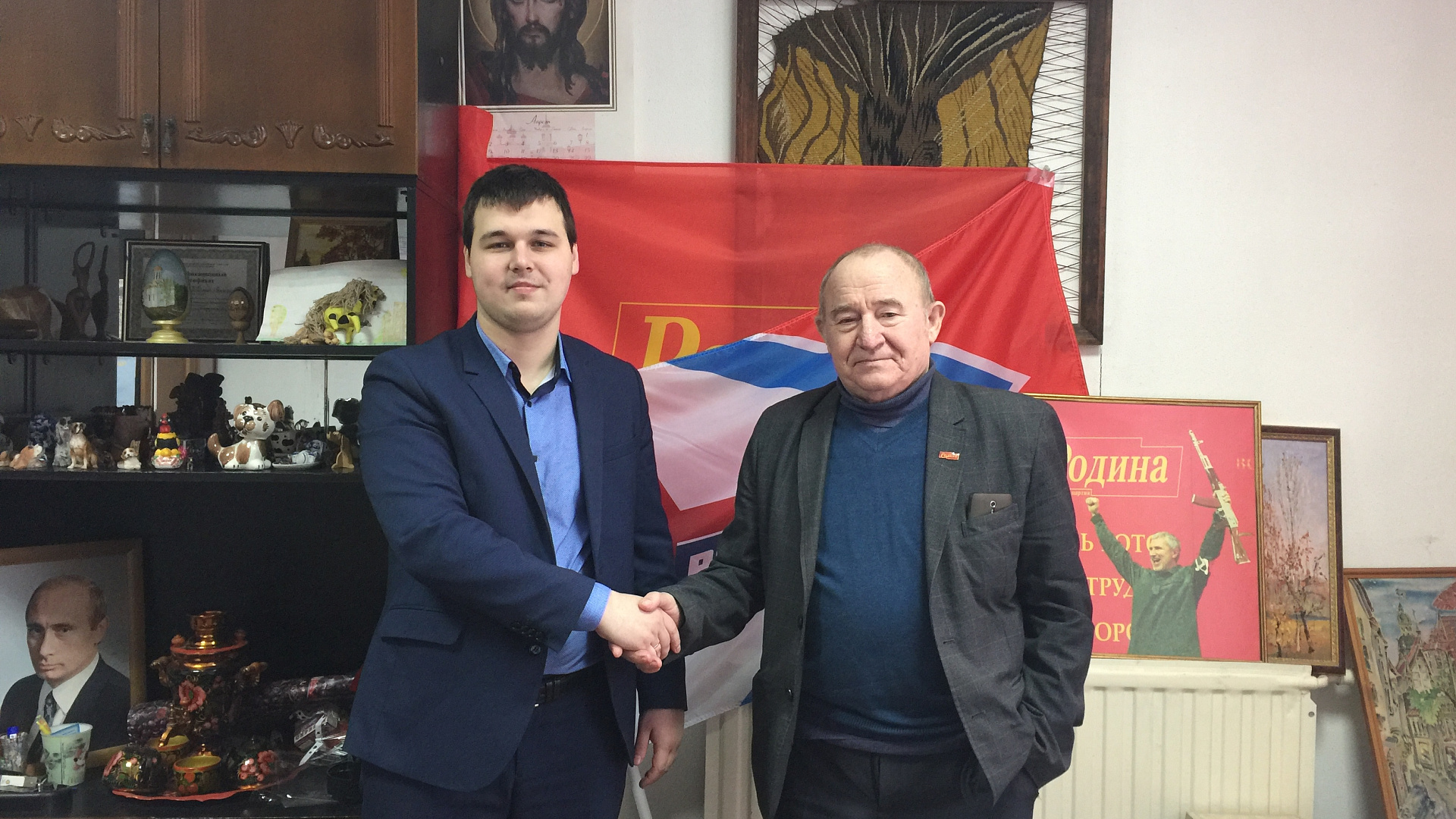 Помощники Алексея Журавлева провели личный прием граждан в Борисоглебске