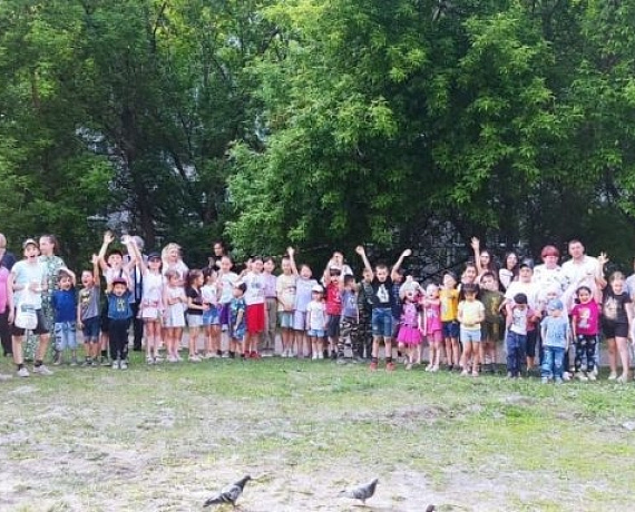 Новосибирская "РОДИНА" в День защиты детей помогли провести массовые праздники во дворах