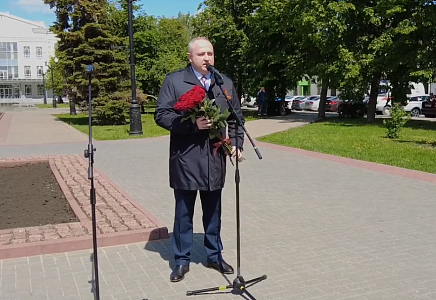 В преддверии Дня Победы Максим Косенков выступил на митинге в Тамбове